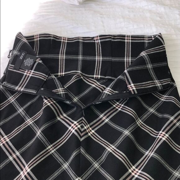 NWOT Black Gray/Pink Plaid High Waisted Skirt - Picture 5 of 7